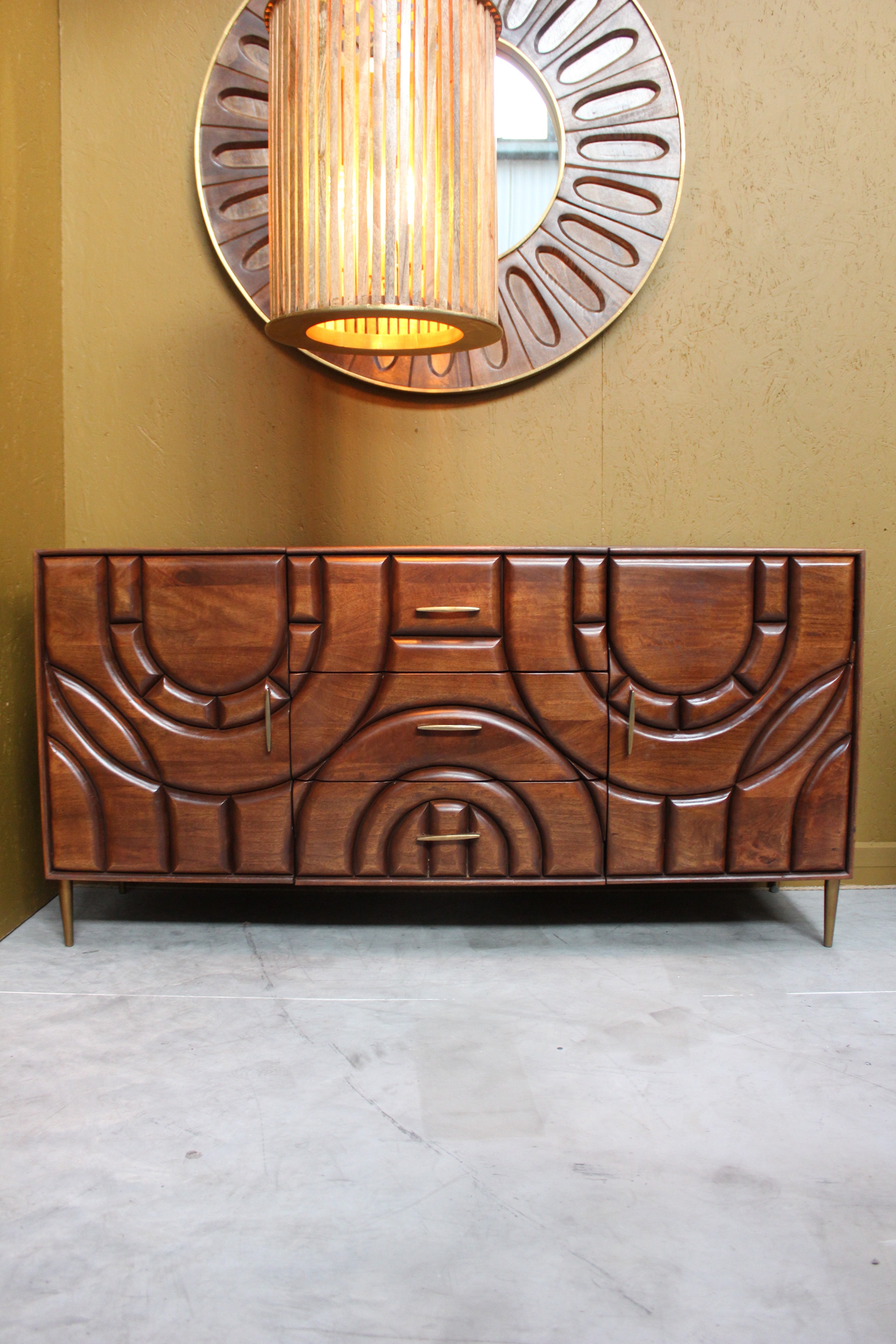 Kanpura Wooden 2 Door 3 Drawer Side Board