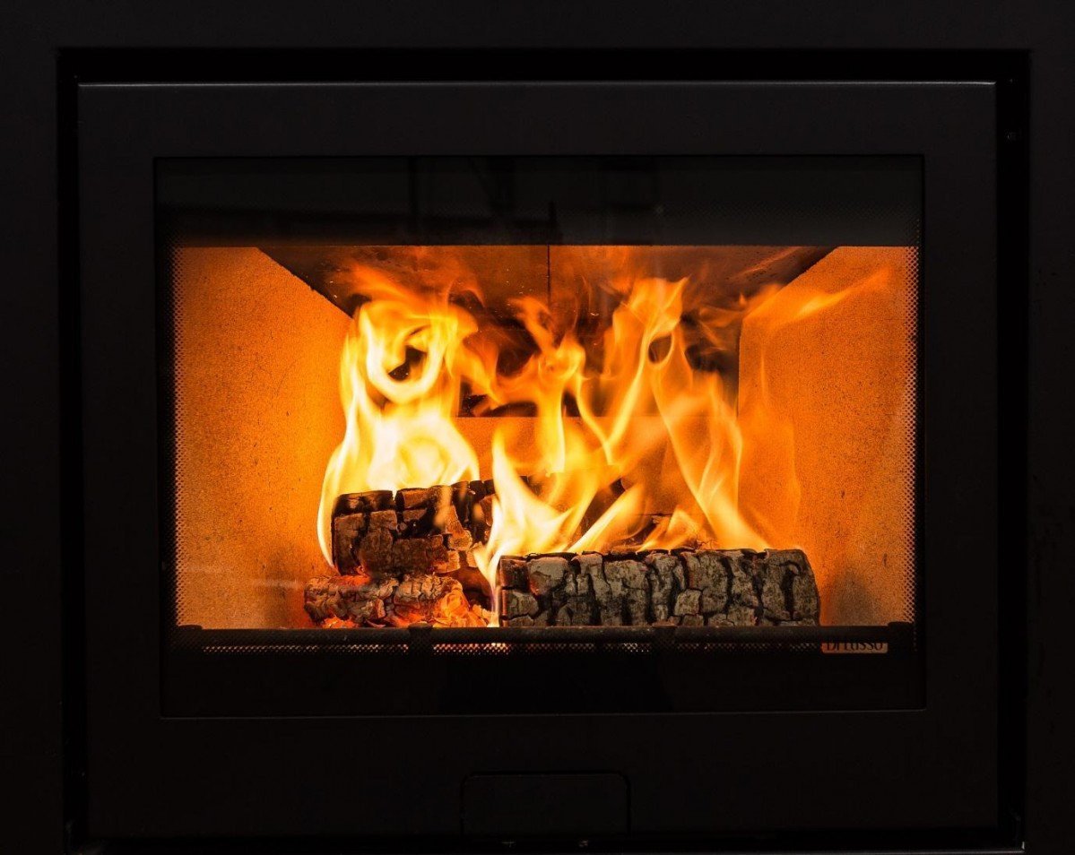 DI LUSSO R6 - Excellent Prices - 02921 152171 - Stoves World Ltd